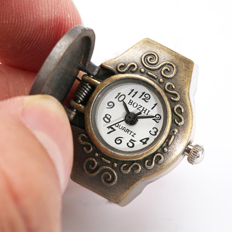Anime Ring Klocka